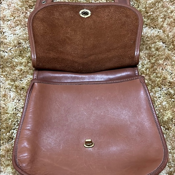 Brown Leather Shoulder Bag - Picture 3 of 5